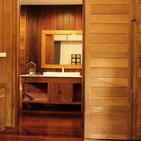 Sak-Ka-Ya Hotel Mae Сот Екстериор снимка