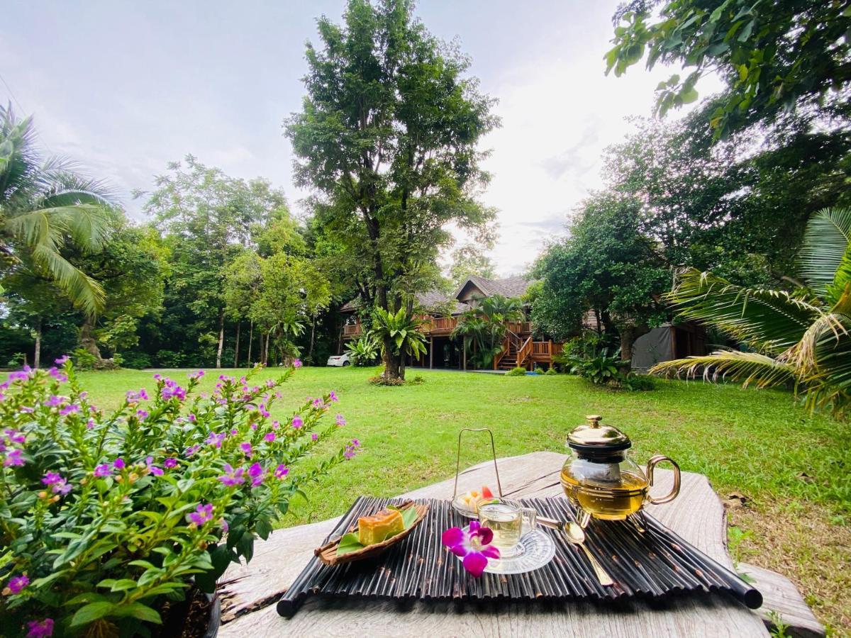 Sak-Ka-Ya Hotel Mae Сот Екстериор снимка