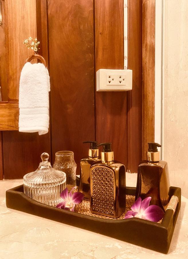 Sak-Ka-Ya Hotel Mae Сот Екстериор снимка