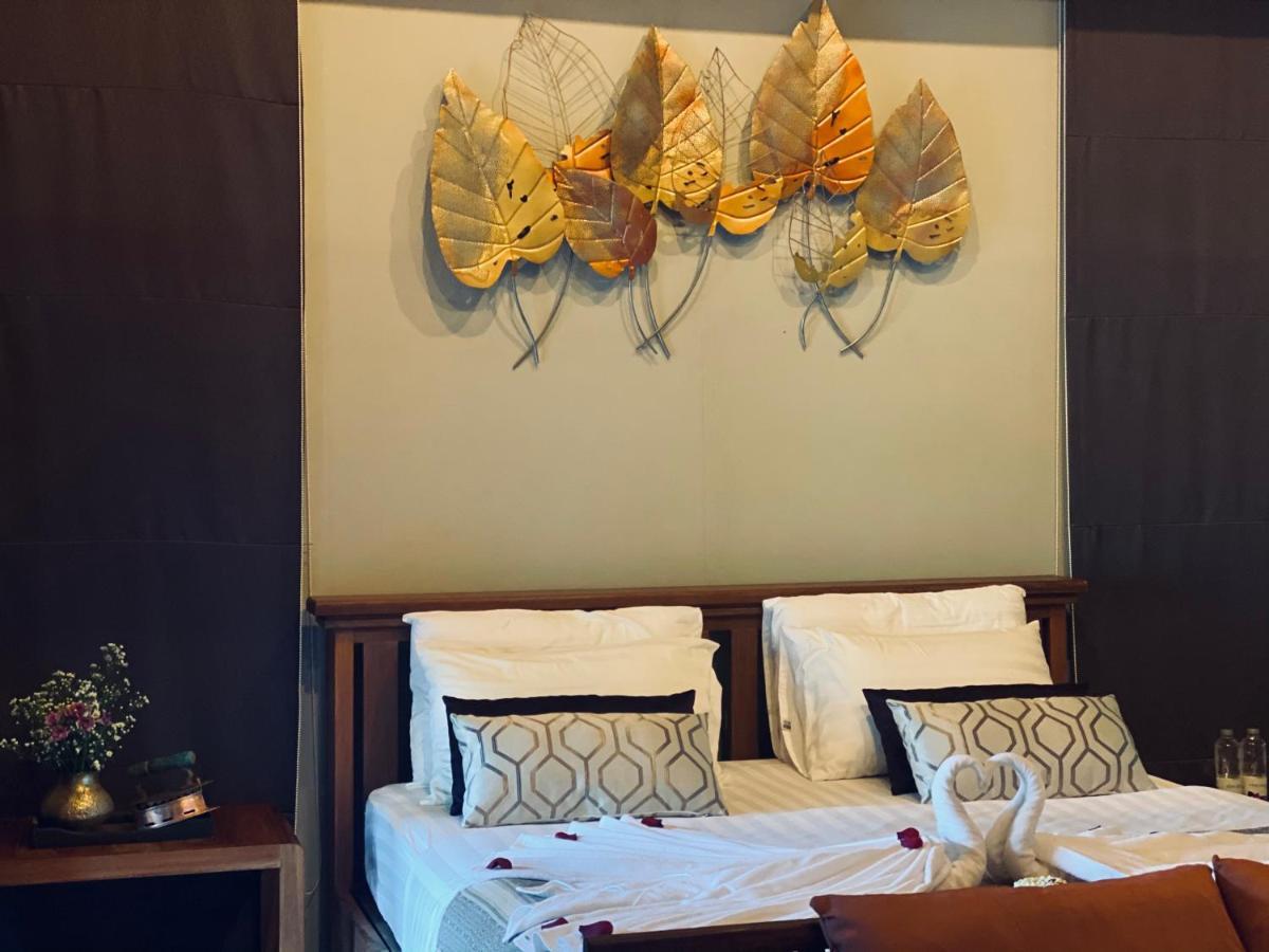 Sak-Ka-Ya Hotel Mae Сот Екстериор снимка